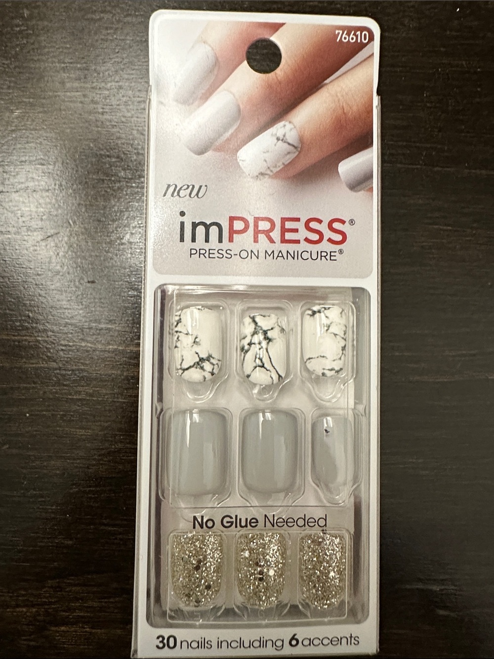 imPRESS White Marble, Light Gray & Gold Glitter Press-On Nails
